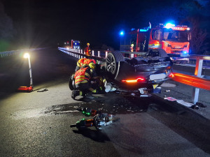 Tudy ne! Vážná zranění na opravované D35. Je tam zákaz vjezdu, apelují hasiči