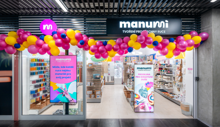 Česká značka Manumi nabízí inspiraci, materiály i komunitu pro všechny, kdo chtějí tvořit vlastníma rukama.