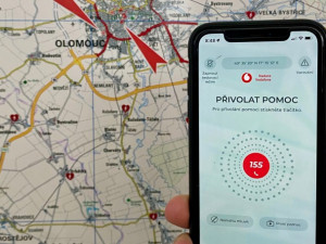 Nemohl mluvit, přesto si přivolal pomoc. Aplikace Záchranka zachraňuje životy
