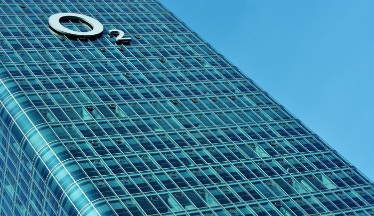 Operátor O2 řešil rozsáhlý výpadek, nefungovaly mobilní služby ani internet