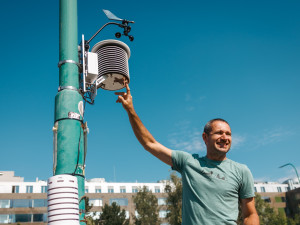 U země je tepleji. Děti ve městech dýchají až o pět stupňů teplejší vzduch, zjistili vědci