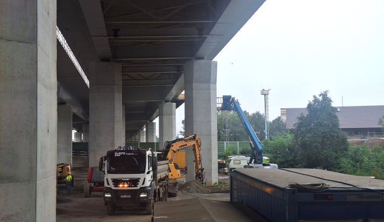 Chystejte kola, koloběžky nebo brusle. Silničáři na den otevřou rozestavěnou D1 u Přerova