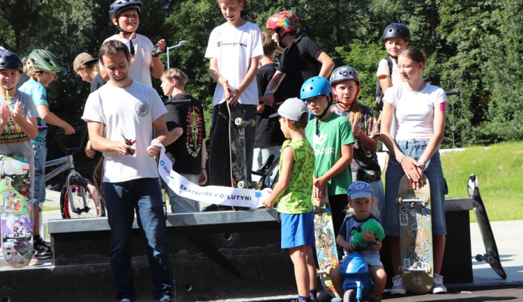 Orlová otevřela nový moderní skatepark v ulici Ke Studánce