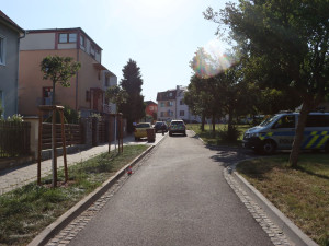 Notně opilá řidička přejela v Olomouci do protisměru a havarovala. Auto nemělo technickou