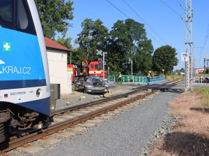 VIDEO: Zběsilá honička ve Šternberku, řidiče na pervitinu po kilometru smetl vlak
