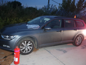 Olej na dálnici. Řidič jel rychle a prorazil vanu, D35 u Olomouce stála přes čtyři hodiny