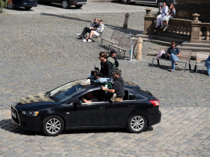 Scény jako z Kobry 11 v Olomouci. Na Hané vzniká akční snímek plný kaskadérských kousků