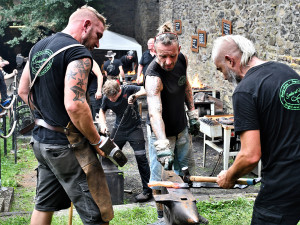 Helfštýn centrem ohnivého řemesla. Festival Hefaiston ukáže umění kovářských mistrů