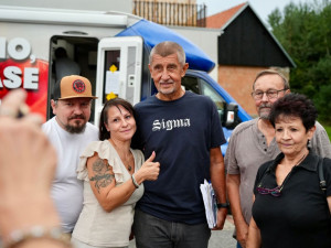 Po ráně berlí má mít Andrej Babiš klid, s občany v Olomouckém kraji se v úterý nepotká