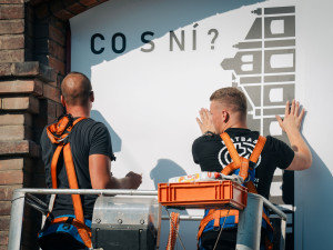 Kam kráčíš, tržnice? Umělci upozornili na nevyužitou historickou stavbu v Olomouci