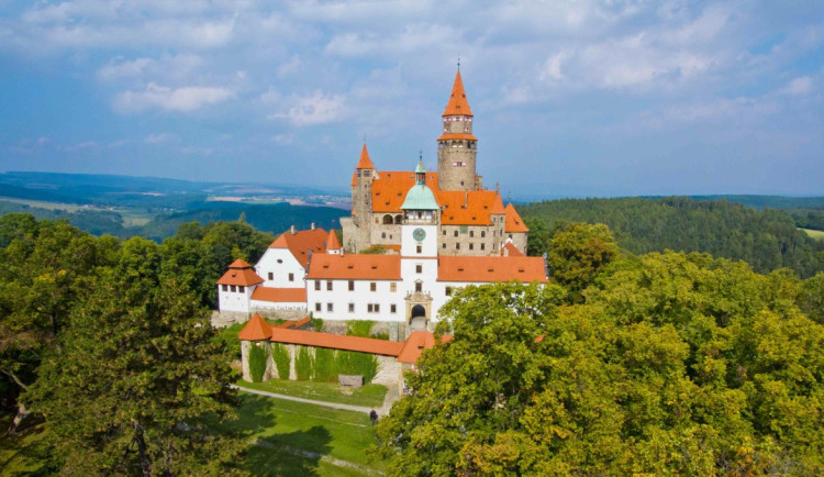Hrad Bouzov - ilustrační foto