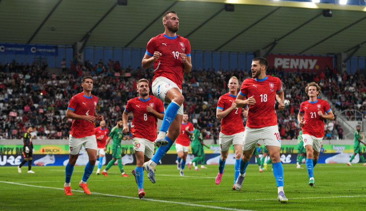 Zlepší se příště fotbalová reprezentace? Nezlepší. Za daného stavu nemůže.