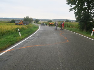 Tragickou nehodu u Vícova policie vyšetřuje jako usmrcení z nedbalosti. Zemřela šestačtyřicetiletá řidička