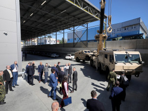 Nová hala a memorandum o tancích Leopard. Šternberská zbrojovka rozšiřuje výrobu