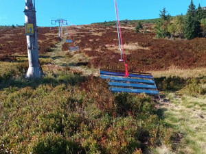 Stráž přírody pokutovala lidi, co přespali na Ovčárně nebo trhali borůvky. Jste moc přísní, zní kritika
