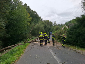 Vichr trápí Olomoucký kraj, hasiči řeší desítky zásahů