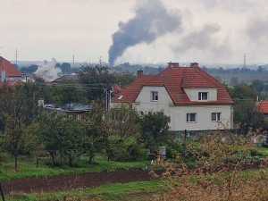 V Prostějově hoří vzduchotechnika ve spalovně. Dva zaměstnanci jsou zranění