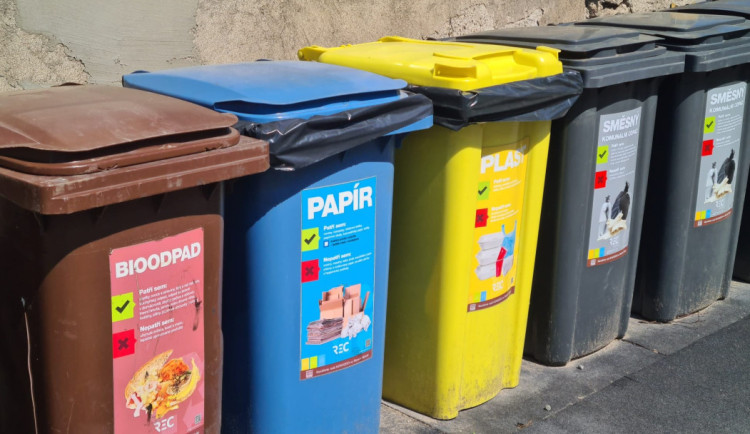 Mohelnice spouští čipování odpadů, aby lidé více třídili. Odměnou bude nižší platba