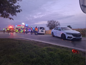 Pět zraněných při nehodě u Žešova. Ráno se zde srazily dva automobily