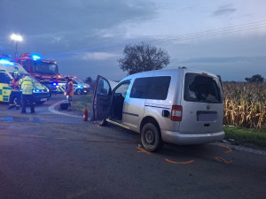 Pět zraněných při nehodě u Žešova. Ráno se zde srazily dva automobily
