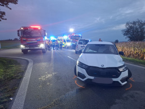 Pět zraněných při nehodě u Žešova. Ráno se zde srazily dva automobily