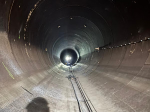 Tma, vlhko, hloubka. Záchrana dělníků z tubusu Dlouhých strání trvala několik hodin