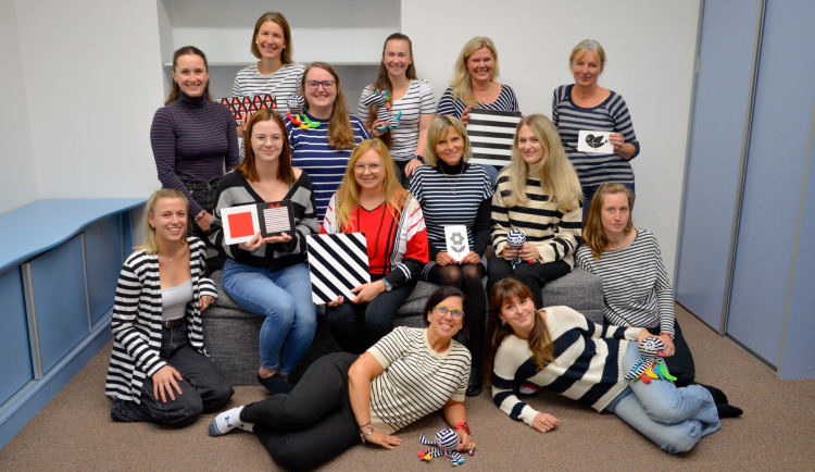 Vyjděte zítra v pruhovaném, vyzývá Centrum Lira. Podpoříte zrakově postižené