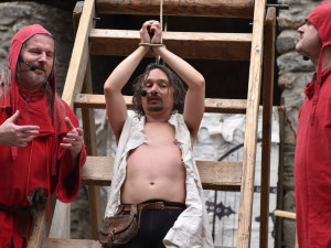 Hrad Sovinec zve na sokolnické lovy