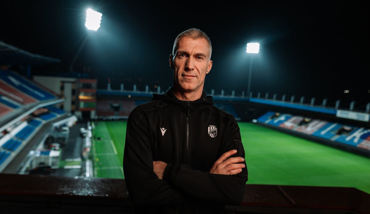 Novým trenérem fotbalové Plzně je Martin Hyský, podepsal tříletou smlouvu