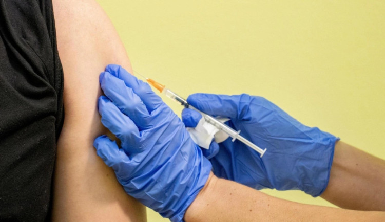 ANKETA: Za týden se nechalo očkovat proti žloutence A 15 tisíc lidí