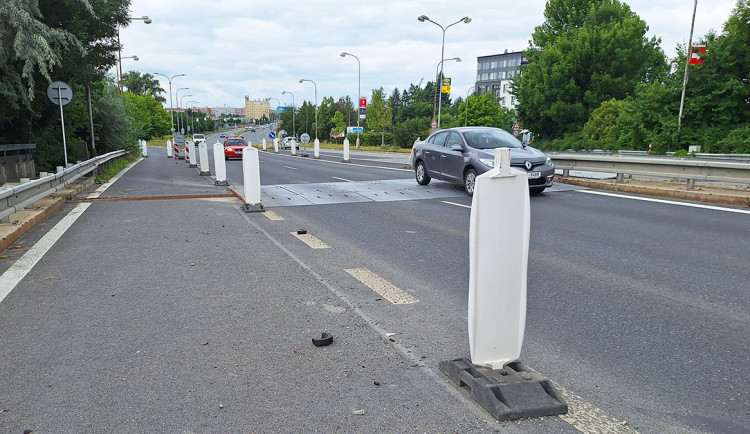 Mostní závěry na silnici I/35 ve Velkomoravské ulici v Olomouci projdou výměnou