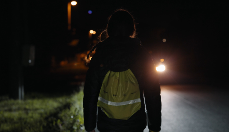 Nebuďte neviditelní. Používejte reflexní prvky