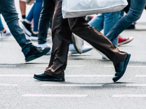 Průměrný věk v Olomouckém kraji vzrostl na 44 let. Tempo stárnutí je rychlejší než v ČR