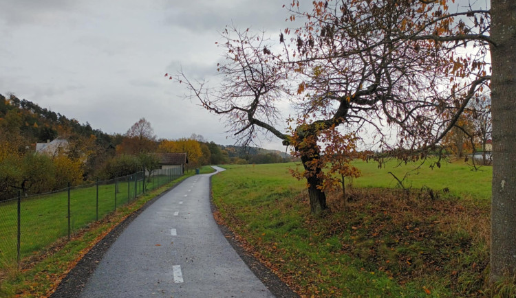 Sen se splnil. Toužebně vyhlížená cyklostezka z Prostějova do Konice se už dá projet