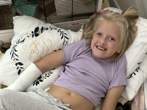 Charitativní koncert v Prostějově pomůže vážně nemocné Elišce, v ČR není léčba