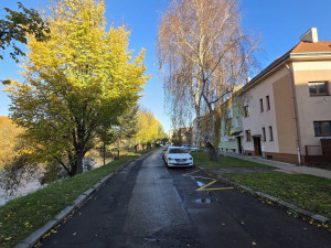 Přerov zavede v dalších ulicích třicítku a přednost zprava. Po dokončení oprav U Rybníka