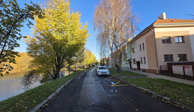 Přerov zavede v dalších ulicích třicítku s předností zprava. Po dokončení oprav U Rybníka