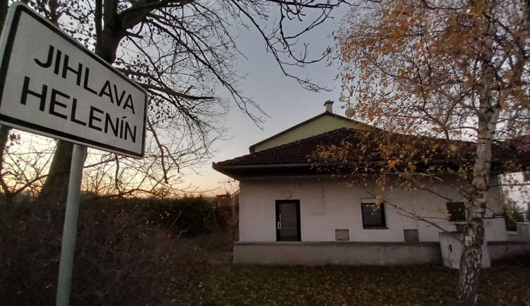 FOTO: Jihlava koupí za dva miliony bývalou poštu. Chce byt a zázemí pro řidiče MHD
