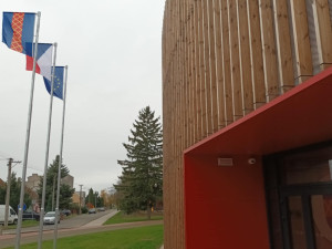 Velká sláva v Kojetíně, město otvírá nový zimní stadion. Zájem o bruslení je velký