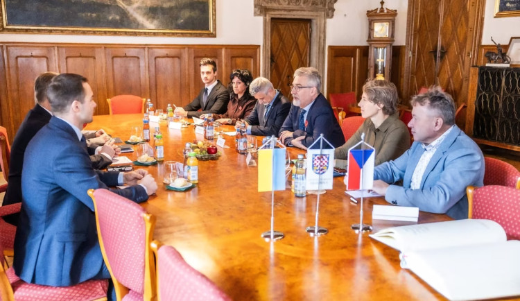Oficiální návštěva ukrajinského velvyslance na olomoucké radnici