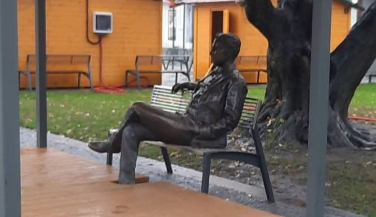 584756633_33027347383517065_989586028448769812_n