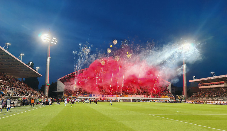 Sigma Olomouc nedá Sparťanům severní tribunu. Fanoušky z Prahy čeká uskromnění