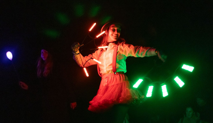 BLOG: Cirkusové noci poprvé rozzářily Olomouc. Podívejte se, jak to vypadalo