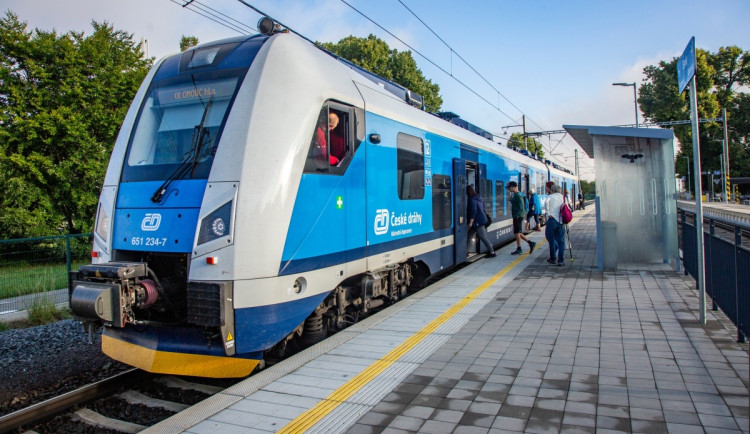 Modernizace za miliardy nese ovoce. Trať mezi Šumperkem a Olomoucí roste na oblibě