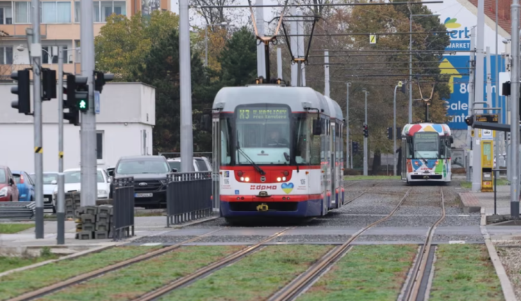 Tramvaj na Nové Sady, nebo opravy Pasteurovy? V anketách se Olomouc přetlačuje s ODS
