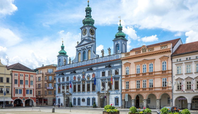 Budějce plánují schodkový rozpočet. Velké investice zaplatí z úvěrů a úspor