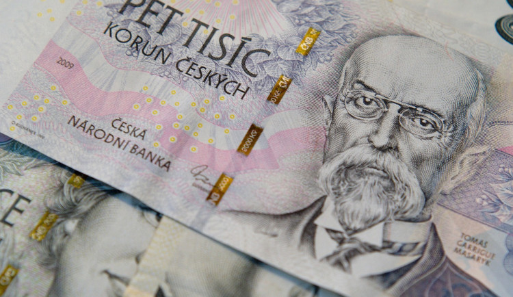 Průměrná mzda v kraji vzrostla o více než šest procent. Reálně o čtyři