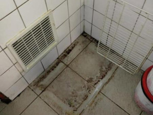 Inspekce na tři dny zavřela bistro s asijskými specialitami v nákupáku v Prostějově