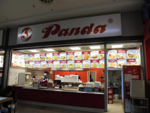 Zašlá mastnota a špína. Inspektoři na den zakázali provoz bistra v Olympii