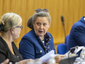 První primátorka v historii Olomouce. Zastupitelé potvrdili zvolení Miroslavy Ferancové